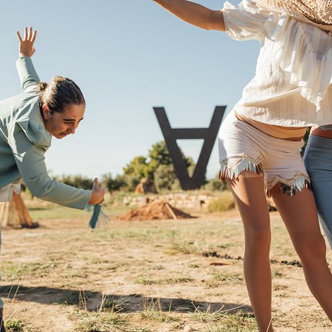 Imagen de Vols viure una experiència única entre vi, música, circ, 