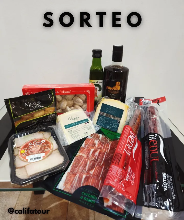 Imagen de 🎄🔔 S O R T E O 🔔🎄

Llegan las fiestas y con ella