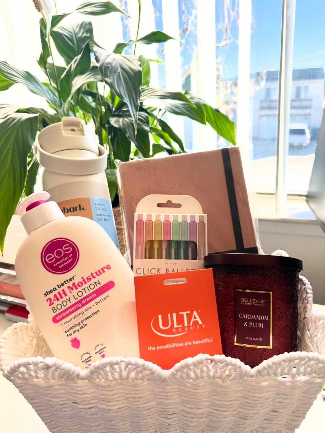 Imagen de GIVEAWAY ✨✨🫶🩷 Gratitude & Appreciation 

So gratef