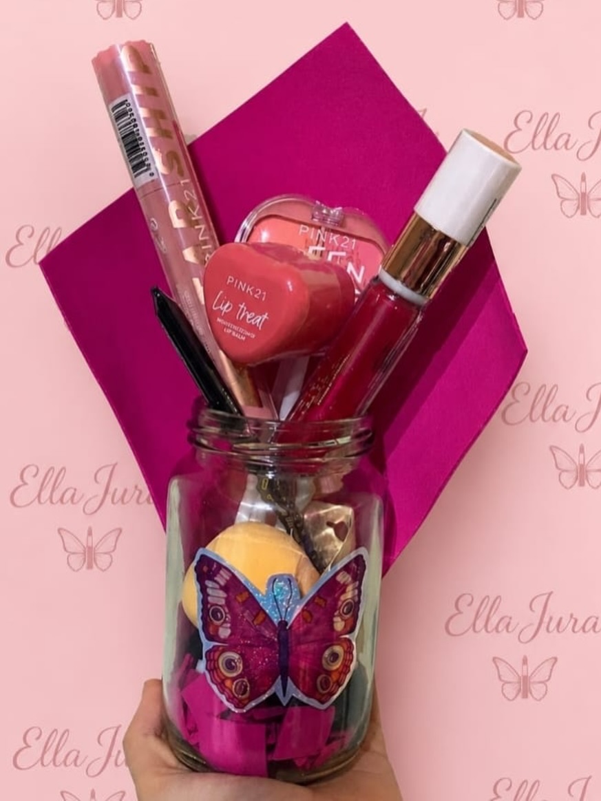 Imagen de SORTEO SORTEO
Requisitos para participar:

1. ❤️ Dale �