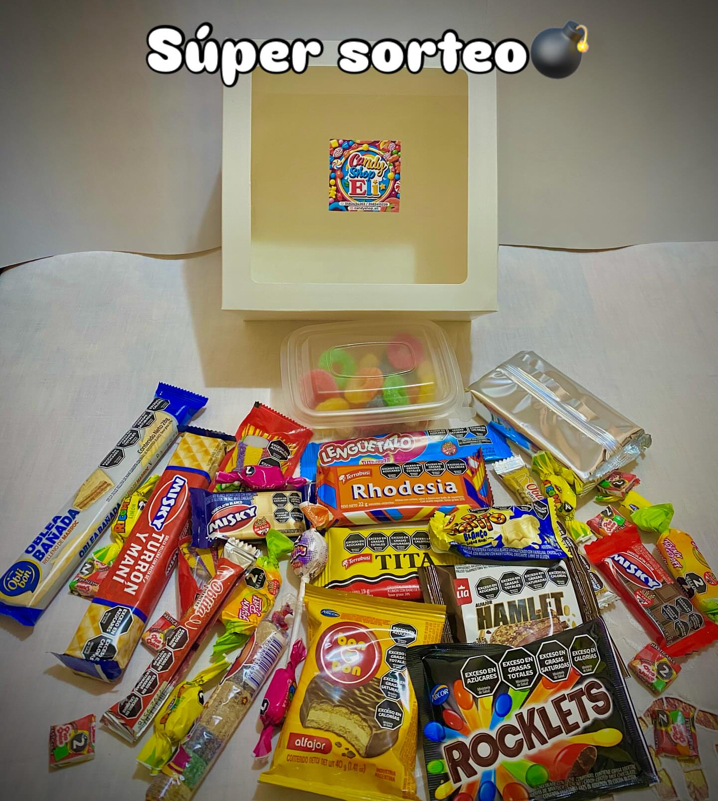 Imagen de Sorteamos un súper box con más de 30 golosinas 💣
🍭 P